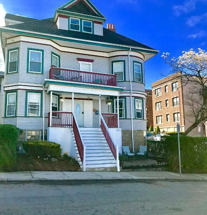 Bed & Breakfast Elm Hill Manor Boston